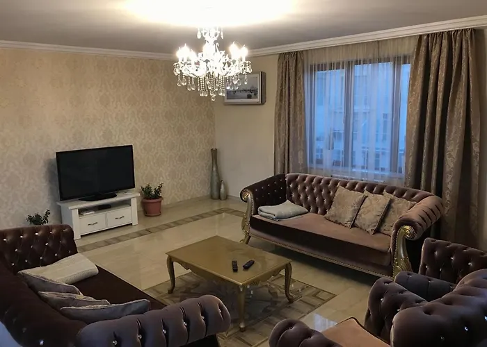 Lesya Apartment With Terrace